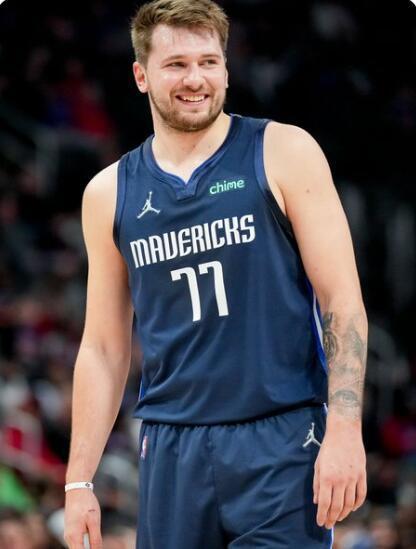 踢法更加多 踢法更加多