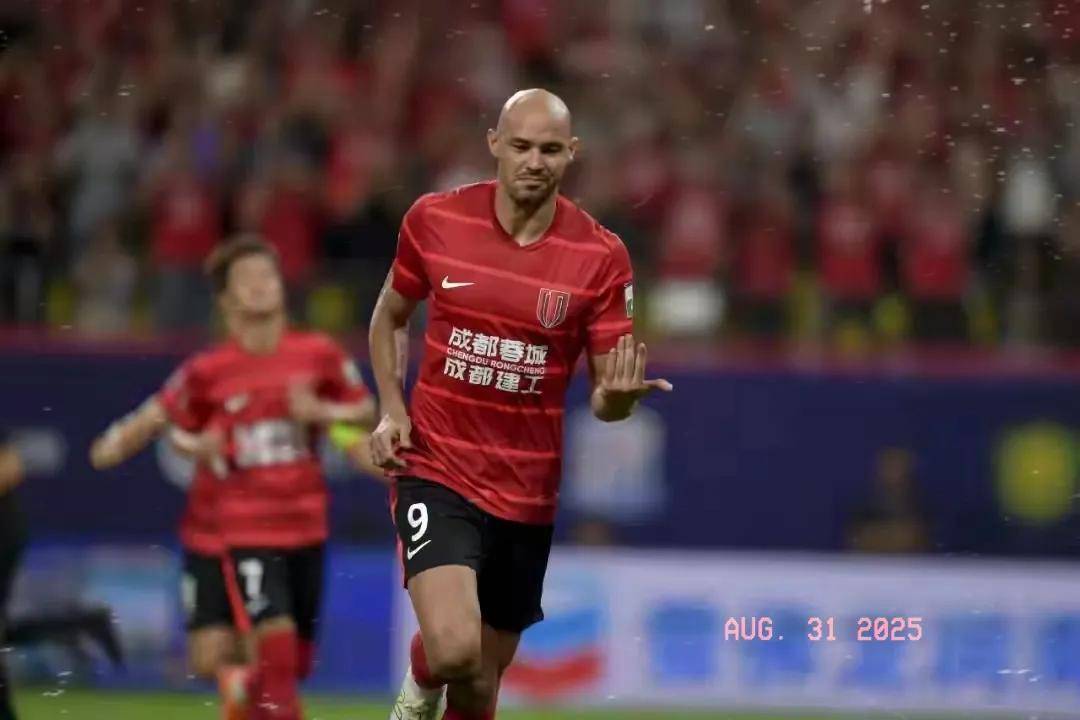 球迷互动向 球迷互动向